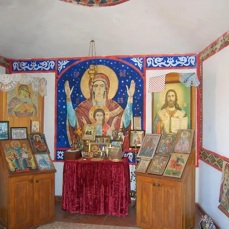 Къща Косара Ахелой מלון 3*